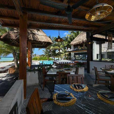 Casa Del Jaguar Beach Hotel Isla Mujeres Extérieur photo