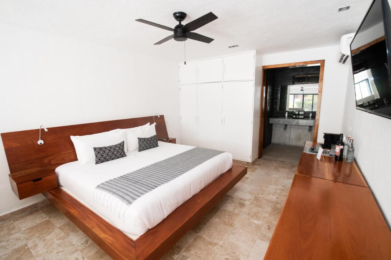 Casa Del Jaguar Beach Hotel Isla Mujeres Extérieur photo