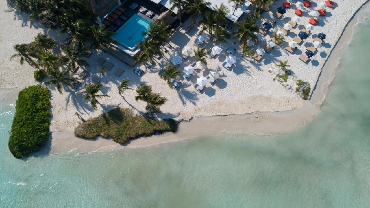 Casa Del Jaguar Beach Hotel Isla Mujeres Extérieur photo