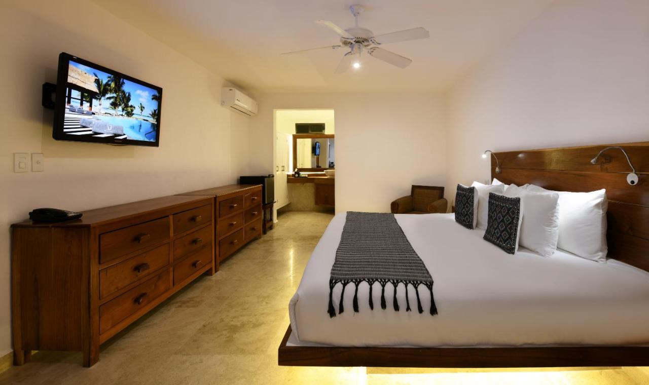 Casa Del Jaguar Beach Hotel Isla Mujeres Extérieur photo